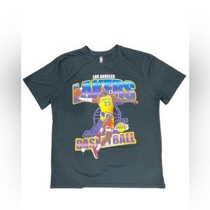 NBA Lebron James Los‎ Angeles Lakers T-Shirt size X-Large Black